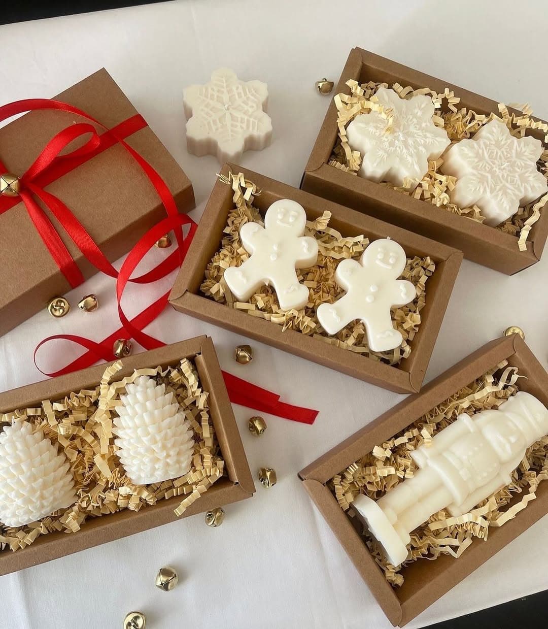 🕯️ Spark Up the Holiday Magic! 🎄 thumbnail 8